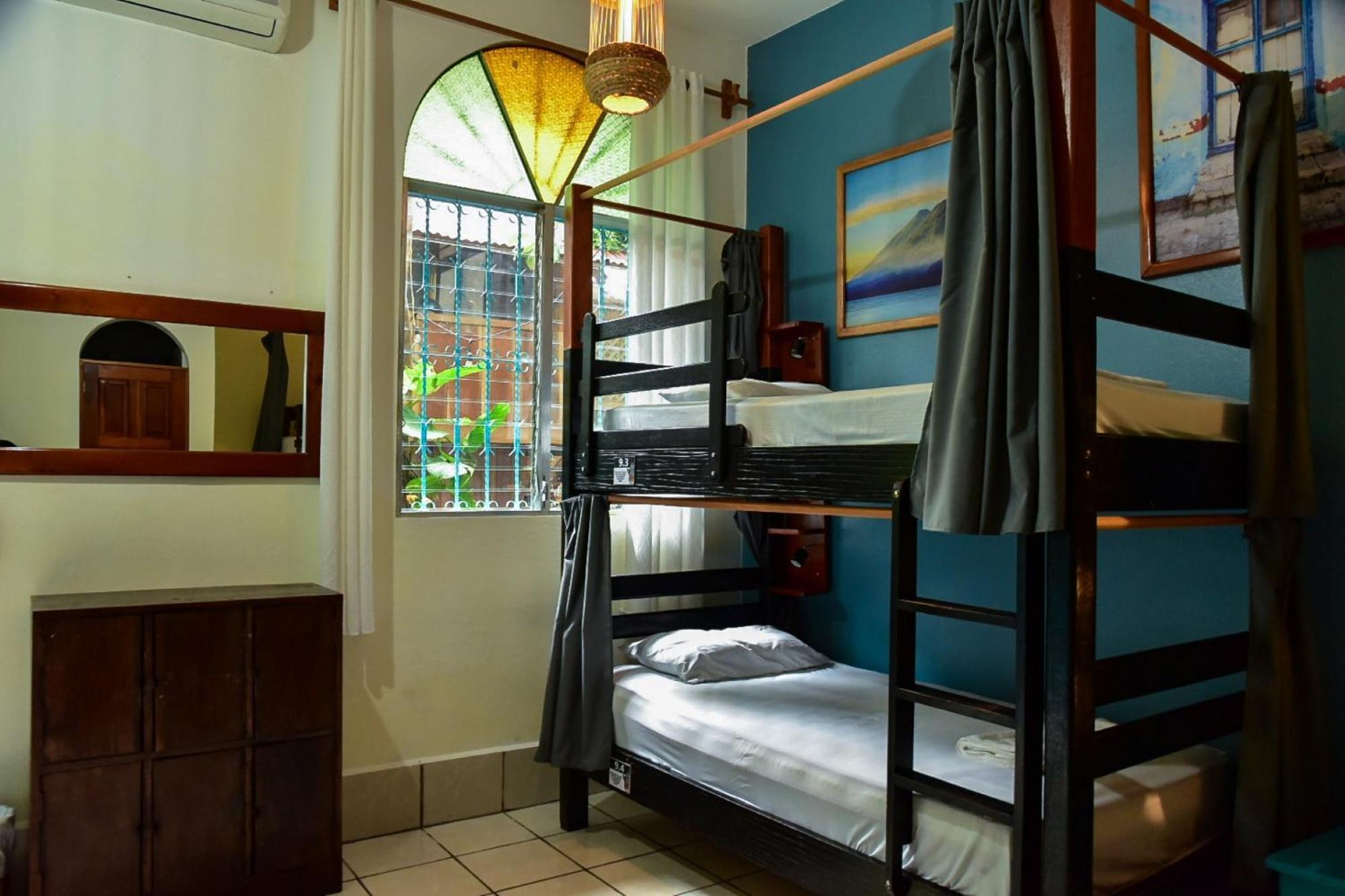 Los Amigos Hostel 弗洛勒斯 客房 照片