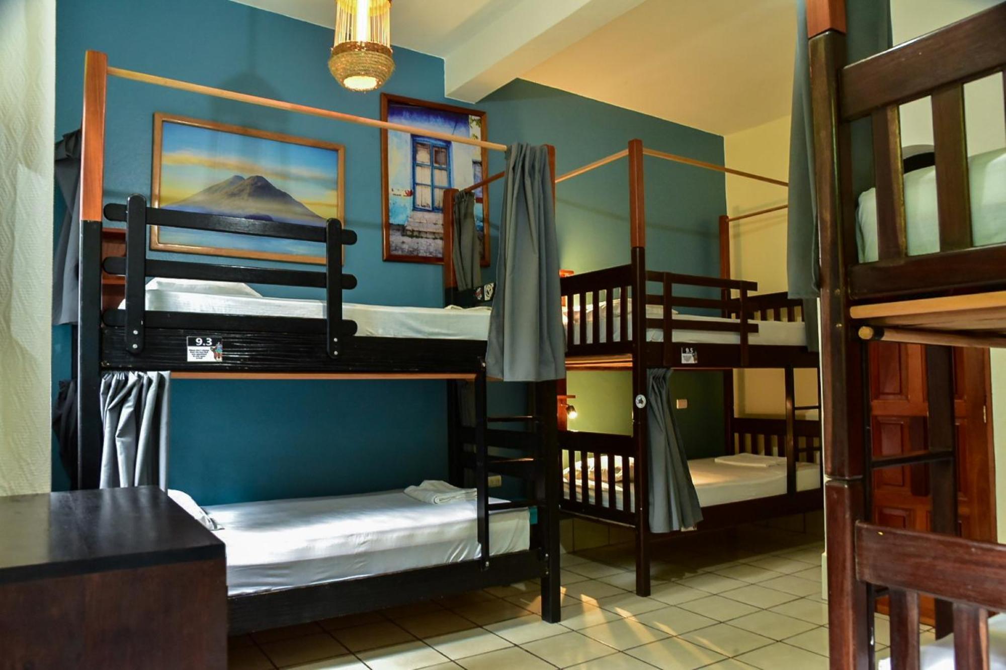 Los Amigos Hostel 弗洛勒斯 客房 照片
